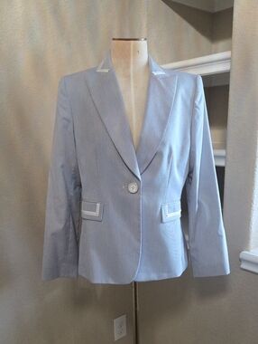 Tahari Light Blue Women's Blazer with Contrast Trim